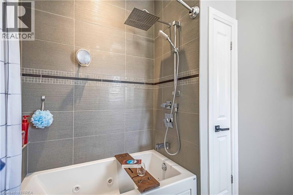 Photo 20 of 139 Gaiser Road, Welland ON