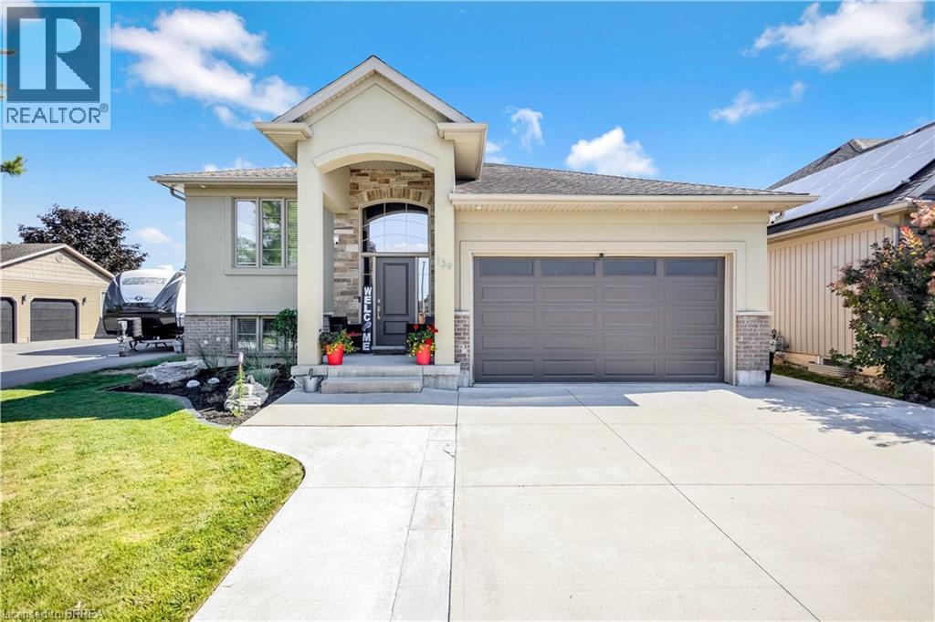Photo 2 of 139 Gaiser Road, Welland ON