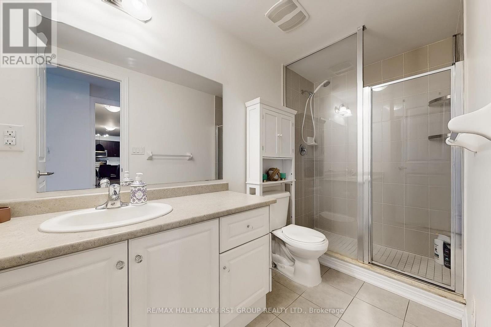 Photo 22 of 7 125 Kayla Crescent, Vaughan ON