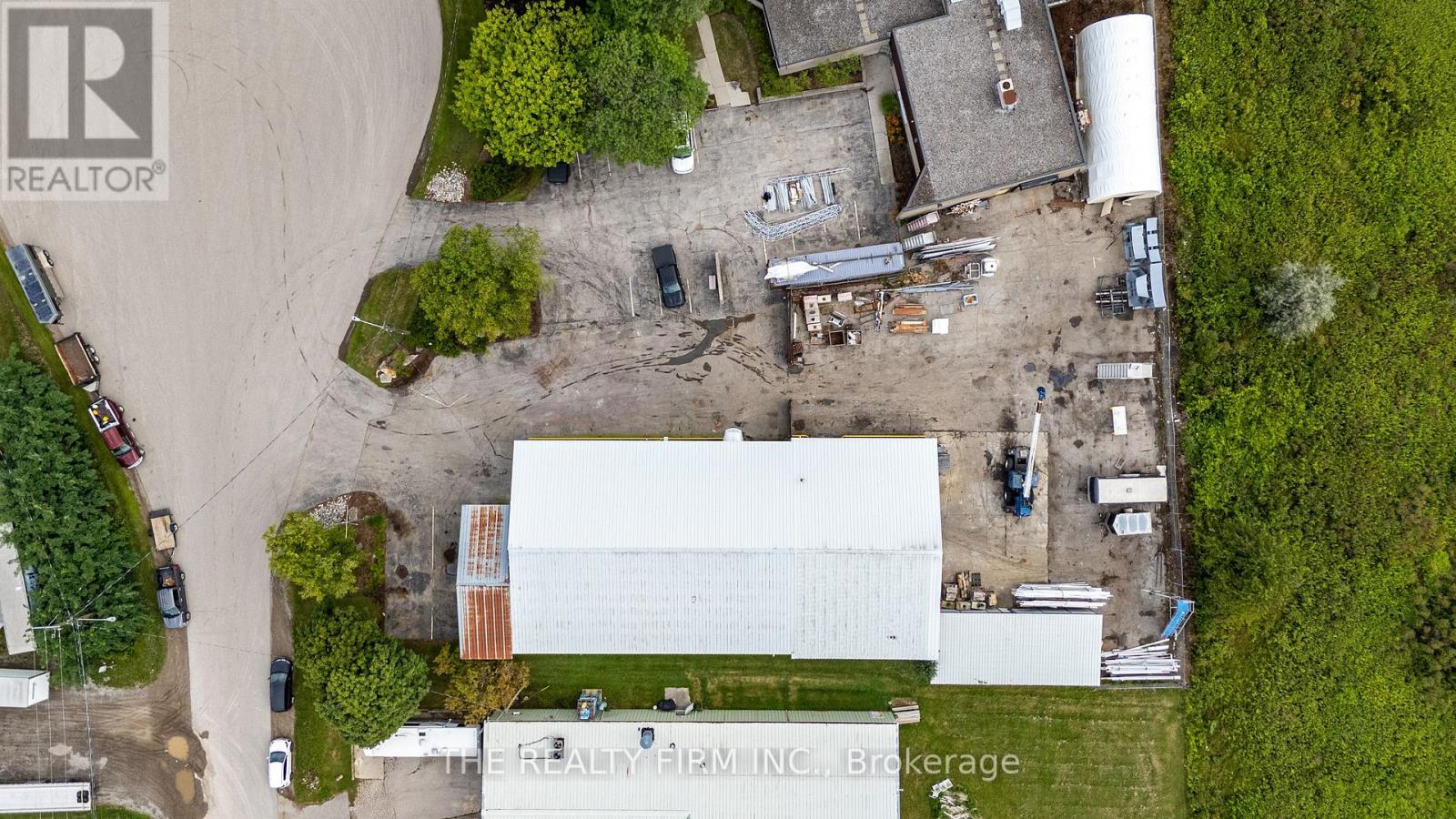 Photo 11 of 9 Barrie Boulevard, St Thomas ON