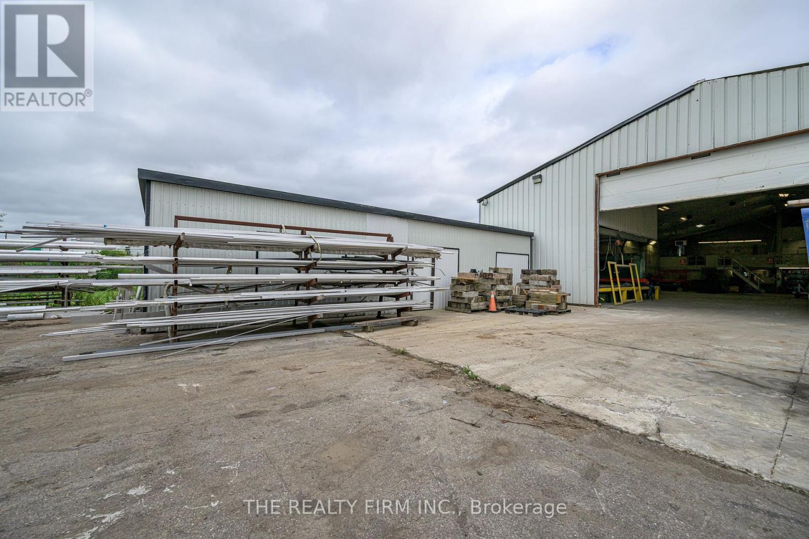 Photo 19 of 9 Barrie Boulevard, St Thomas ON
