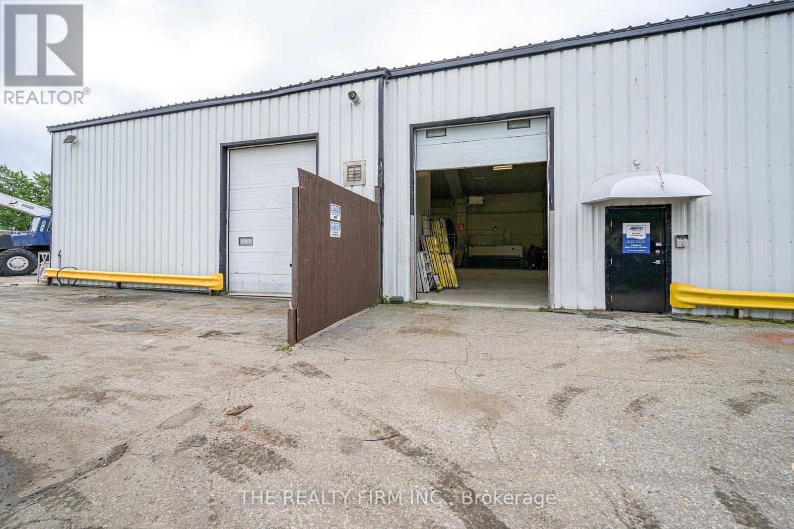 Photo 23 of 9 Barrie Boulevard, St Thomas ON