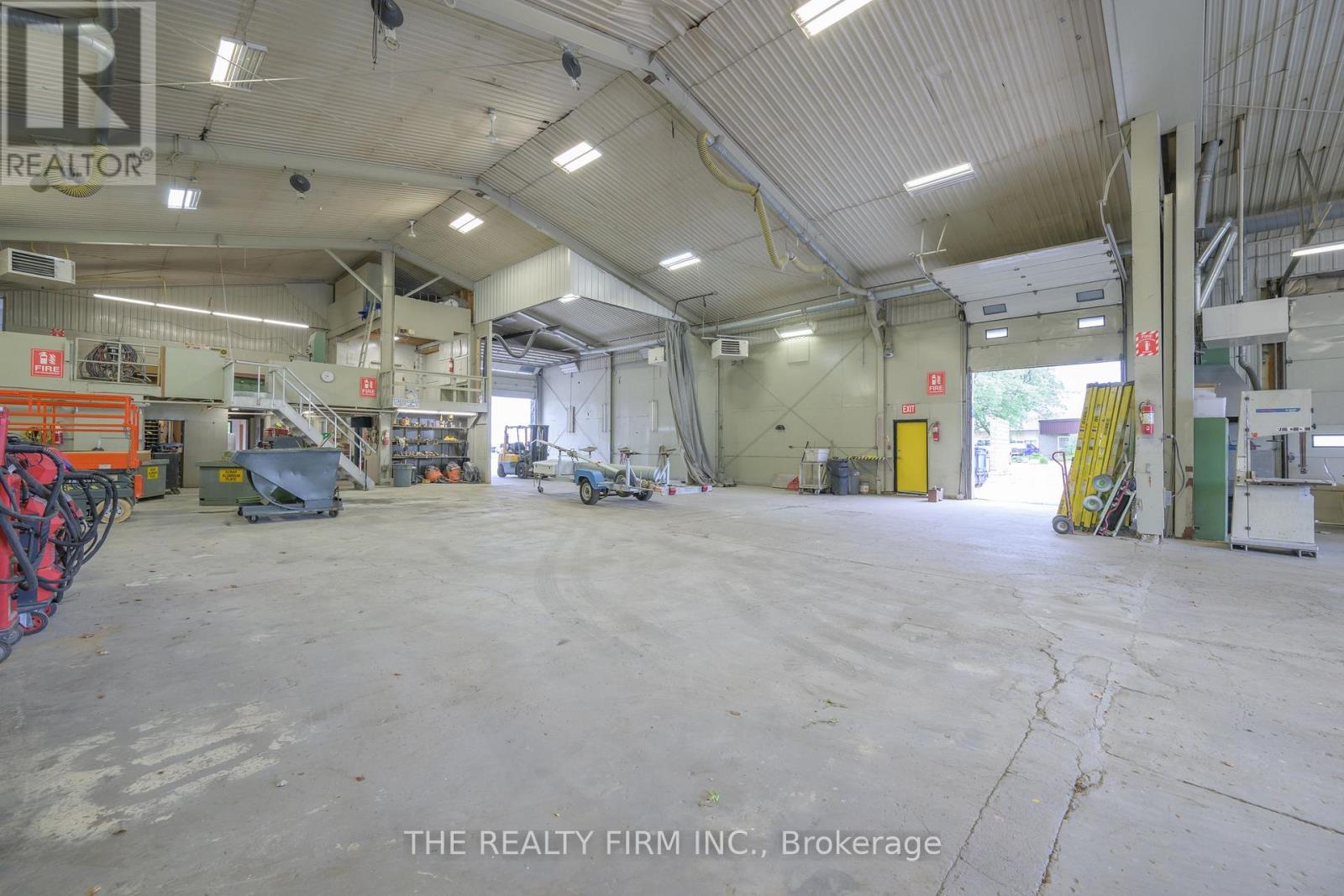 Photo 38 of 9 Barrie Boulevard, St Thomas ON