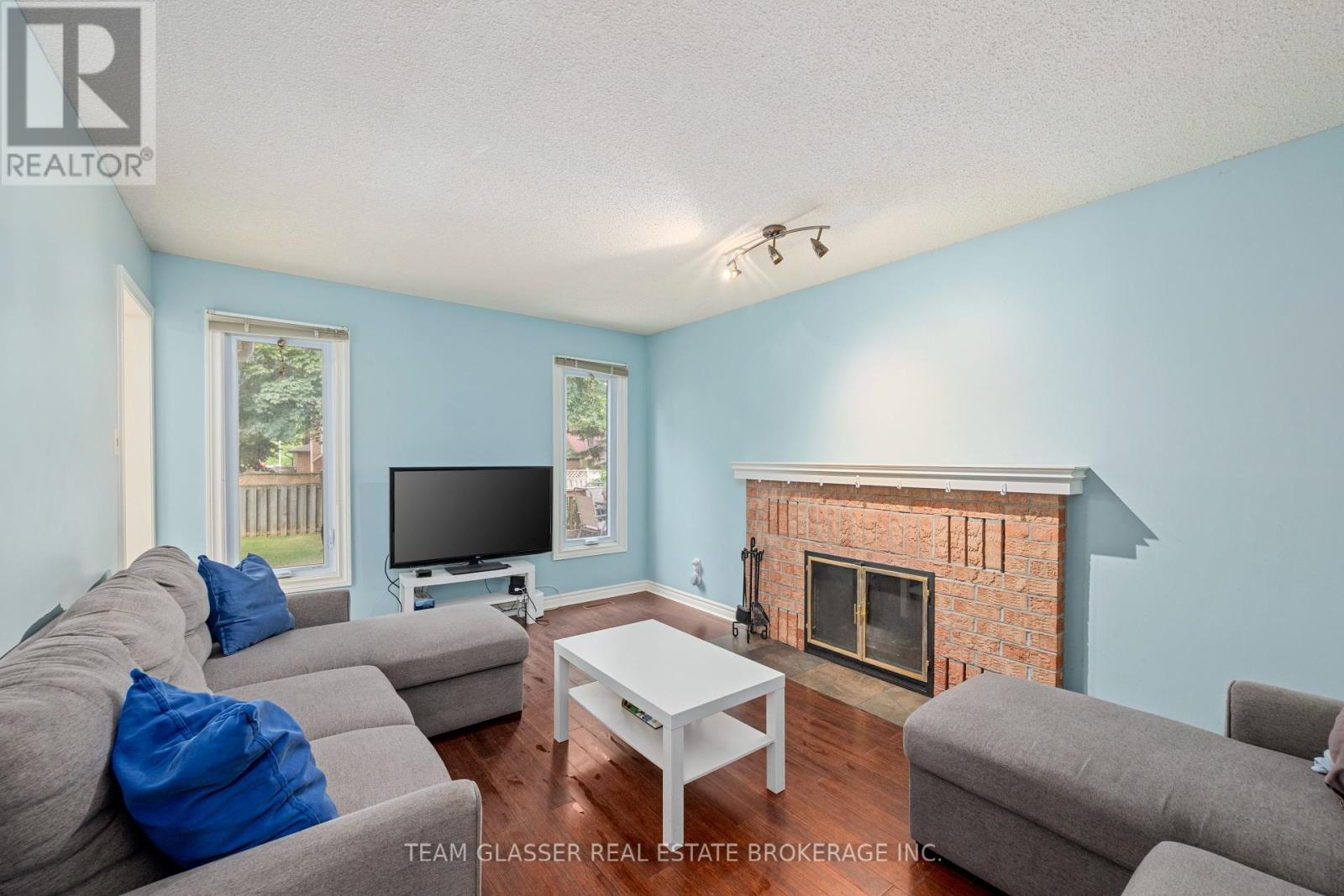 Photo 14 of 86 Jennifer Gardens, London North ON
