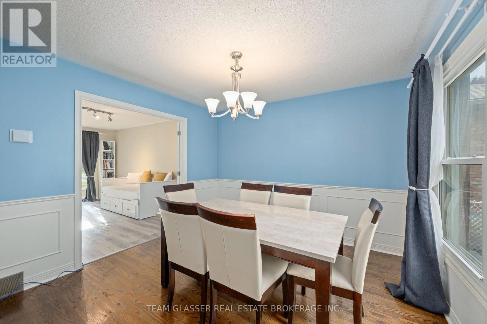 Photo 9 of 86 Jennifer Gardens, London North ON