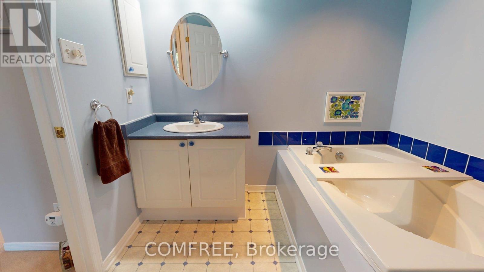 Photo 16 of 1315 Silvestri Crescent, Ottawa ON
