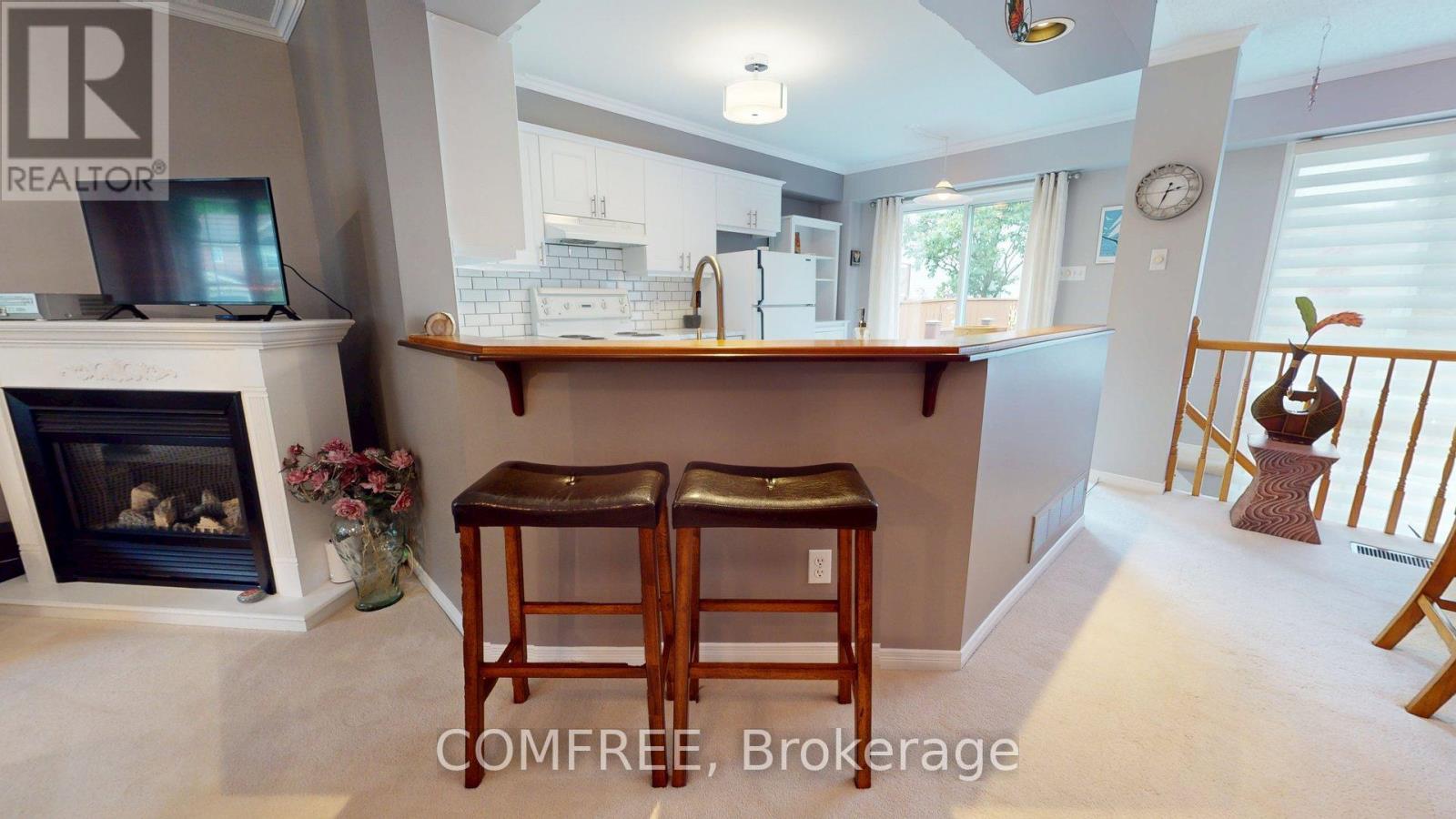 Photo 7 of 1315 Silvestri Crescent, Ottawa ON