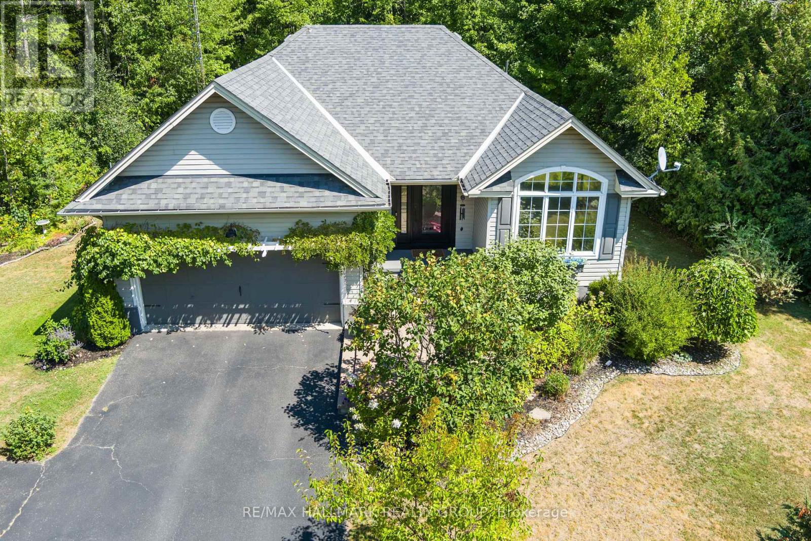 Photo 1 of 17 Anthony Curro Drive Drive, North Grenville ON