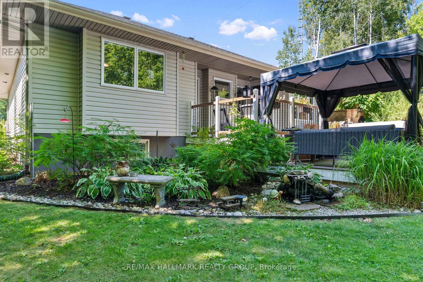 Photo 32 of 17 Anthony Curro Drive Drive, North Grenville ON