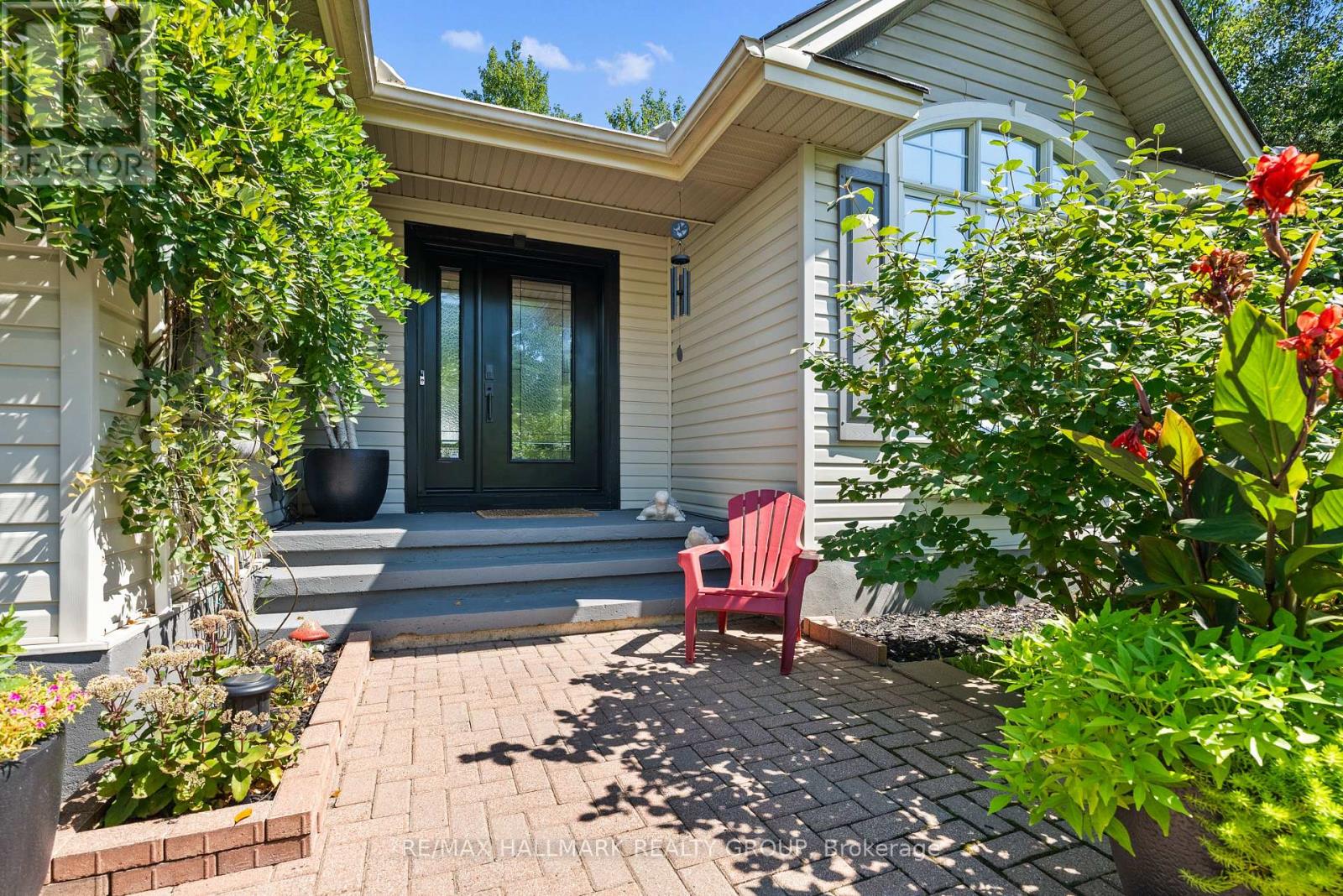 Photo 4 of 17 Anthony Curro Drive Drive, North Grenville ON