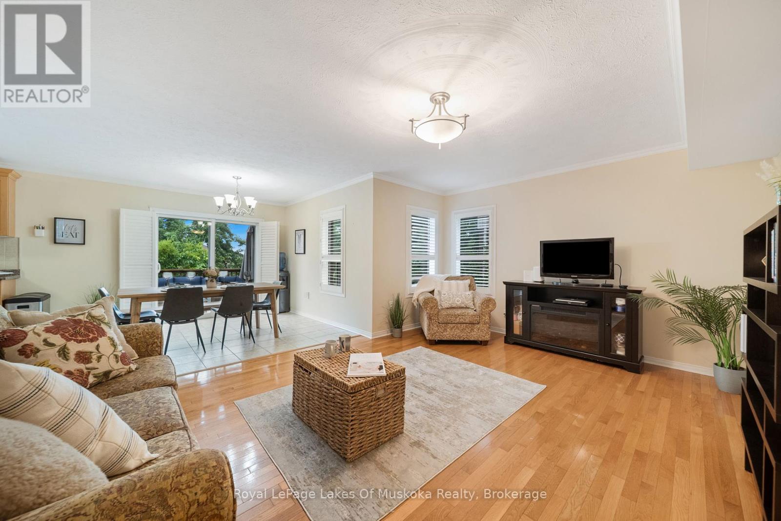 Photo 20 of 37 Vanessa Drive, Orillia ON