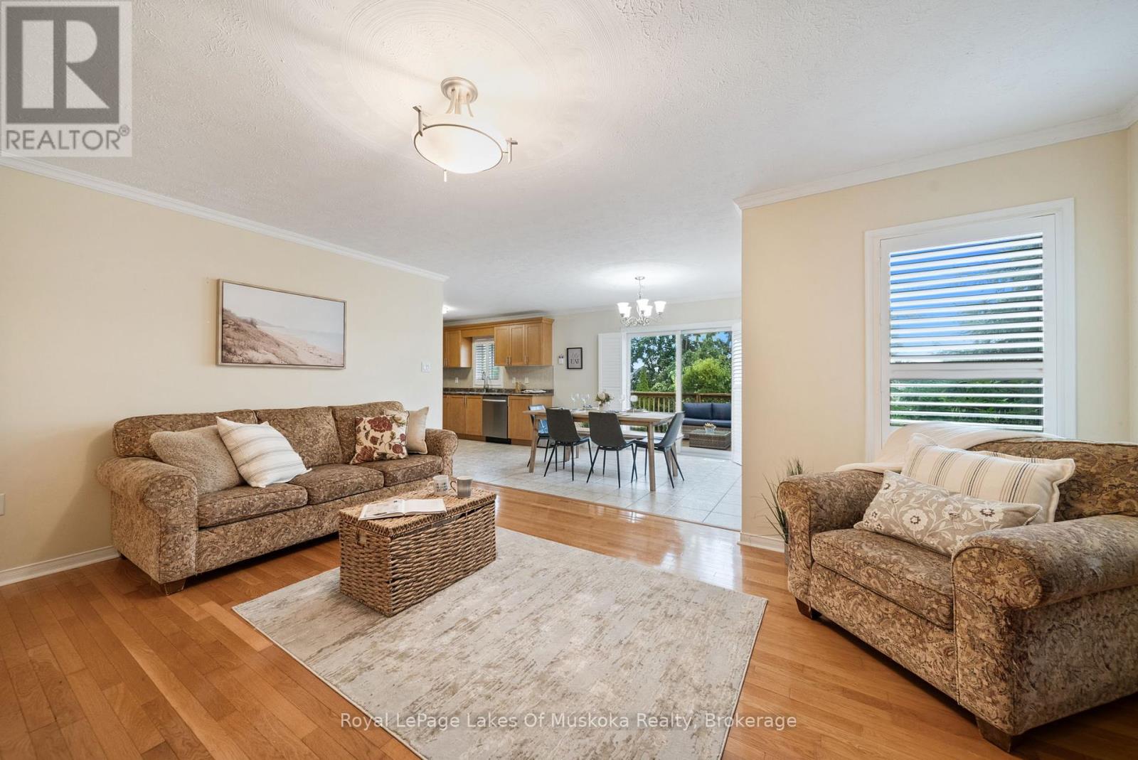Photo 21 of 37 Vanessa Drive, Orillia ON