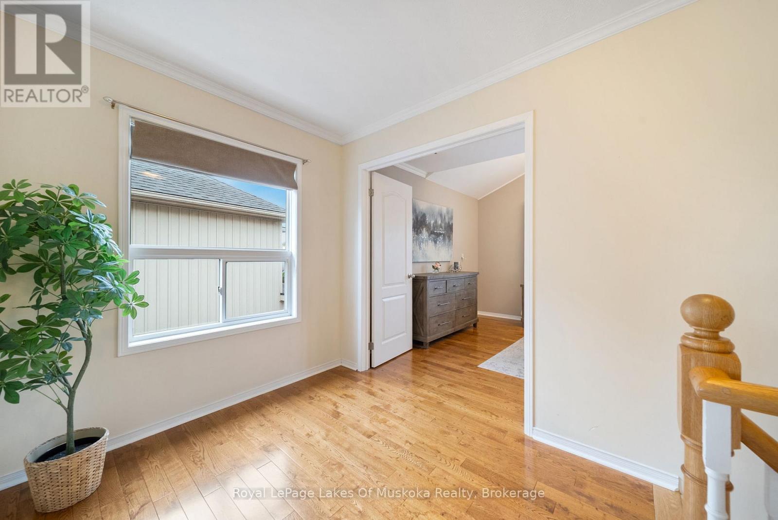 Photo 23 of 37 Vanessa Drive, Orillia ON