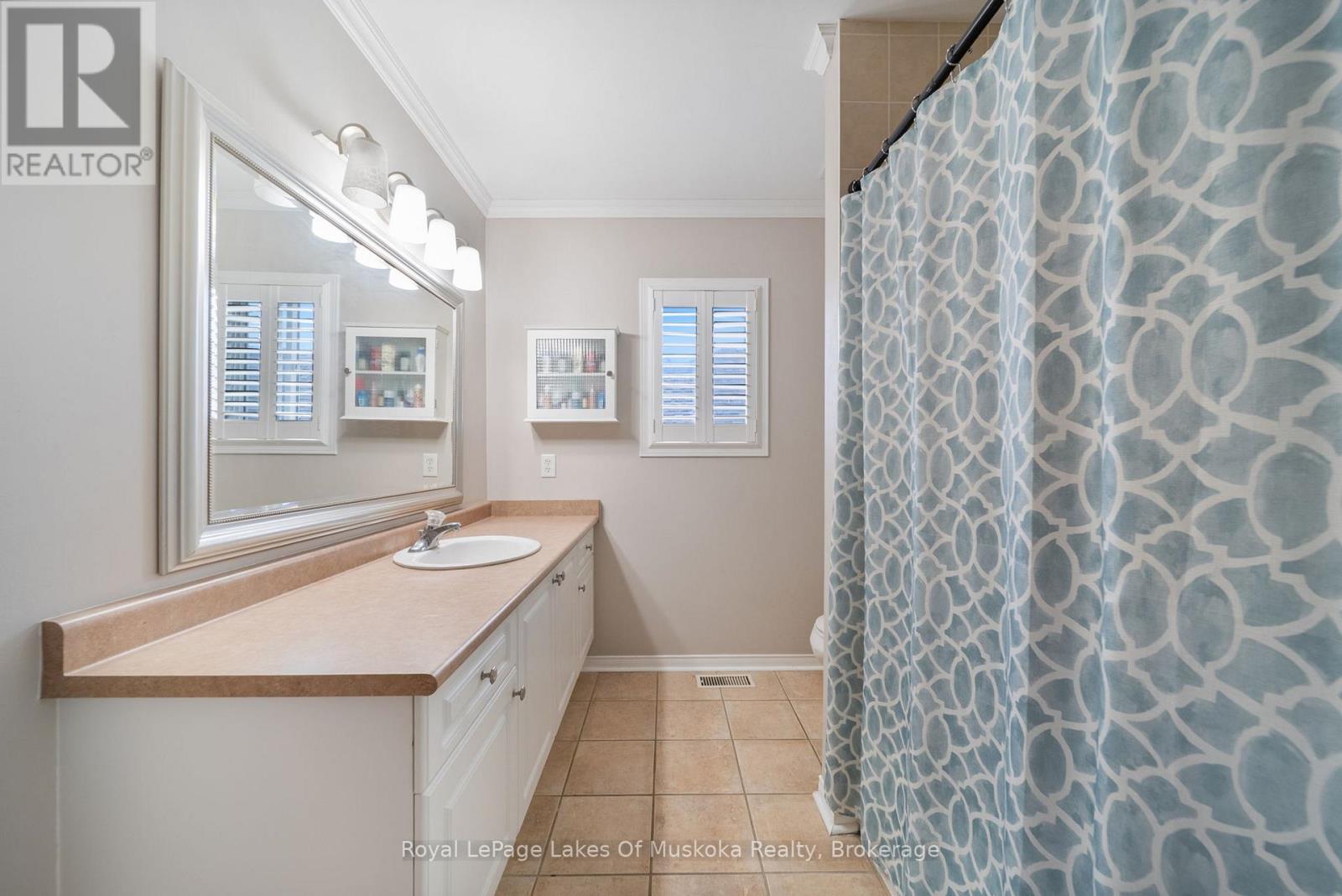 Photo 26 of 37 Vanessa Drive, Orillia ON