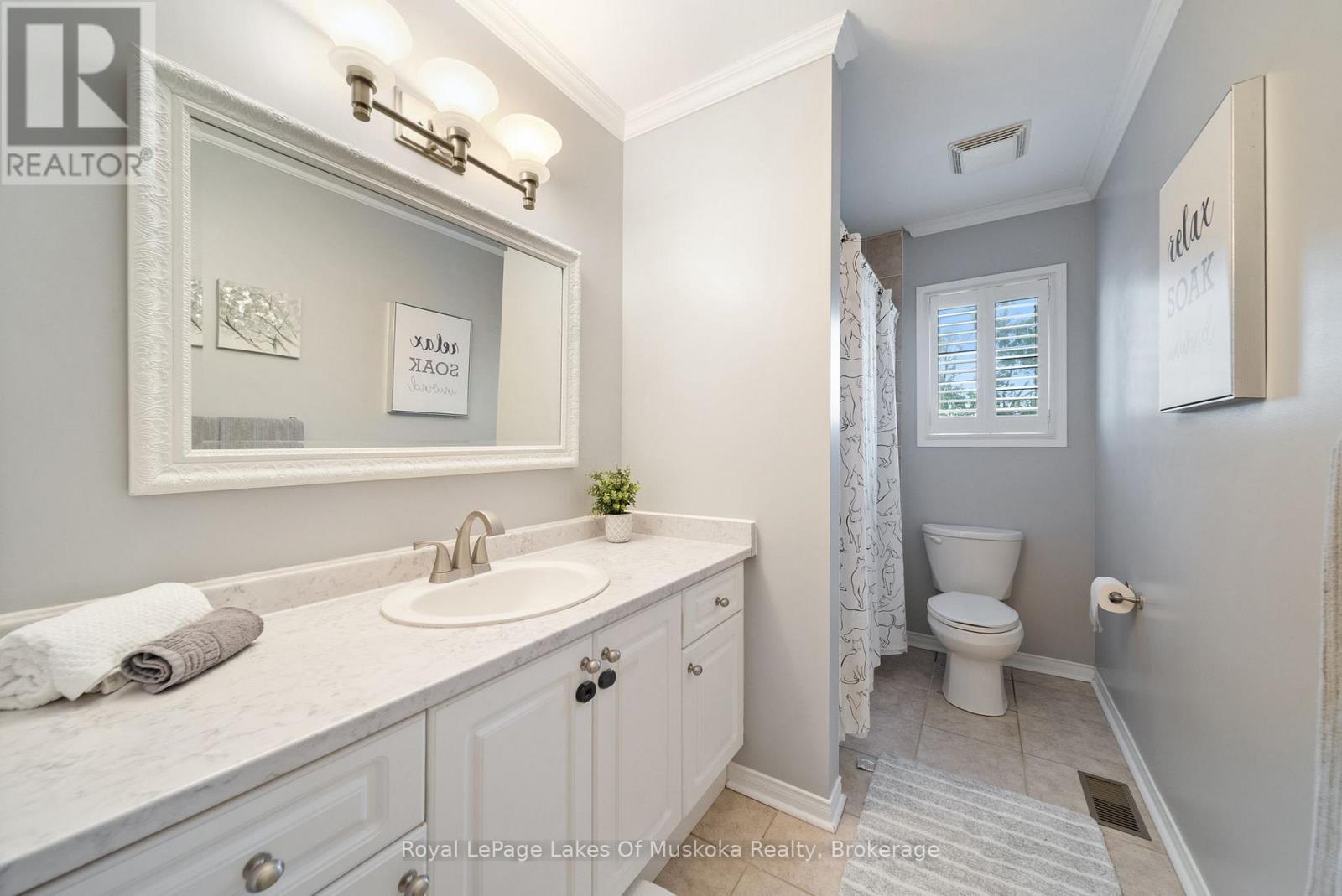 Photo 28 of 37 Vanessa Drive, Orillia ON