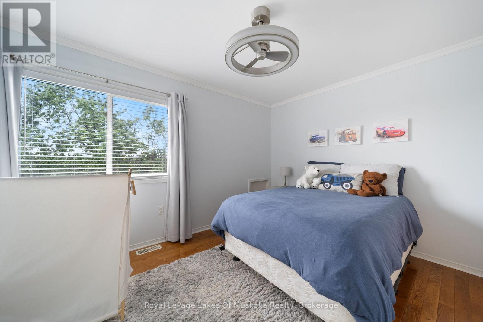 Photo 29 of 37 Vanessa Drive, Orillia ON