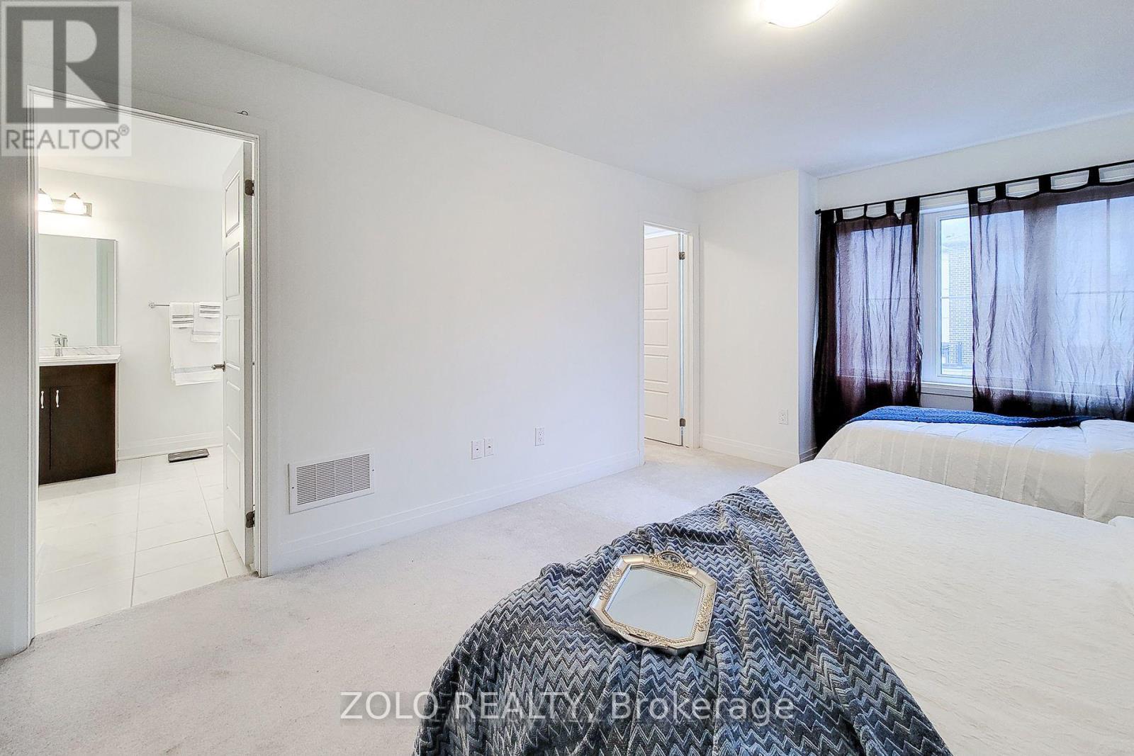 Photo 14 of 551 Bellflower Court, Milton ON