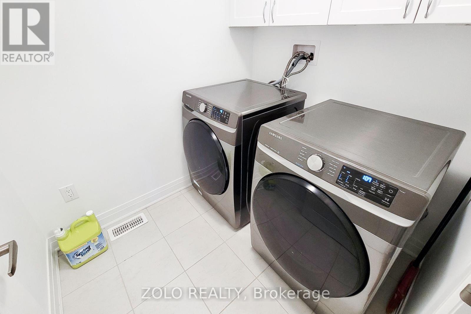 Photo 22 of 551 Bellflower Court, Milton ON