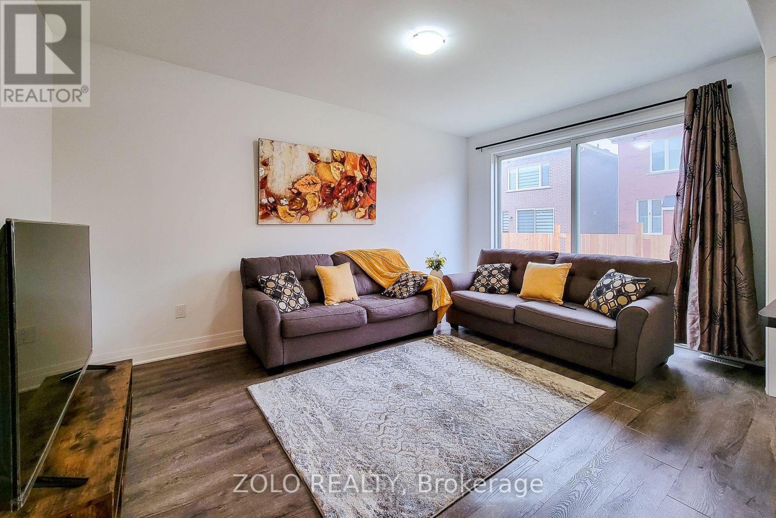 Photo 7 of 551 Bellflower Court, Milton ON