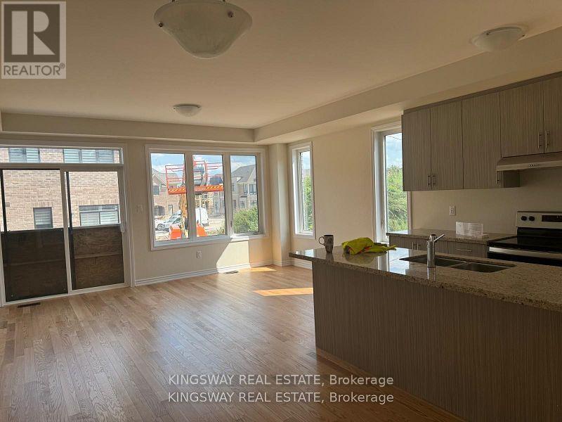 Photo 5 of 1412 National Common Avenue, Burlington ON