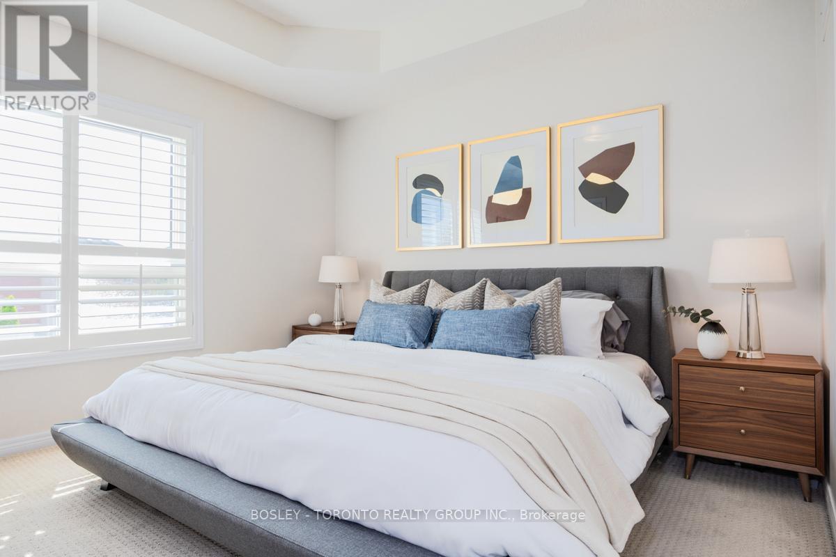 Photo 32 of 5682 Passion Flower Boulevard N, Mississauga ON
