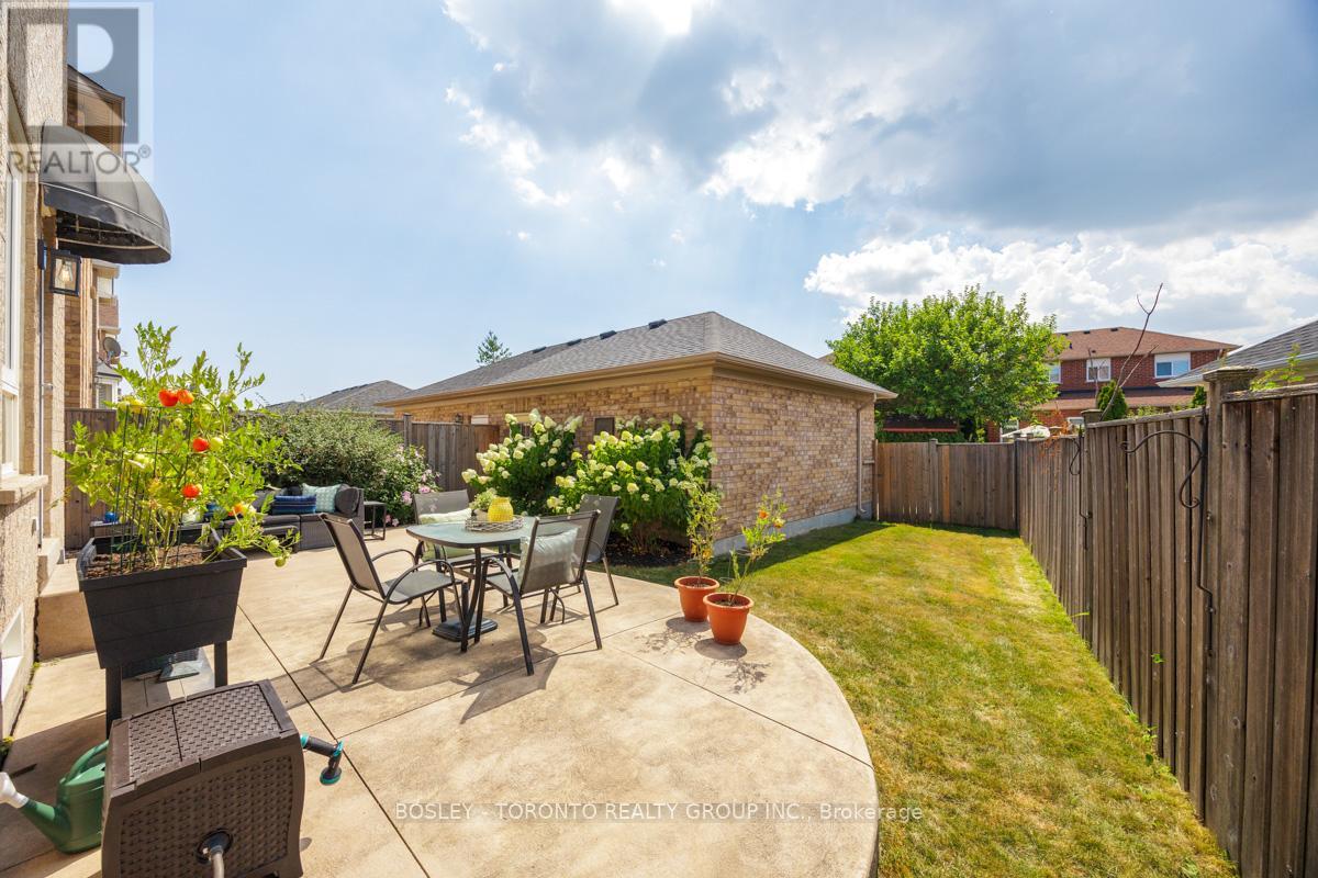 Photo 42 of 5682 Passion Flower Boulevard N, Mississauga ON