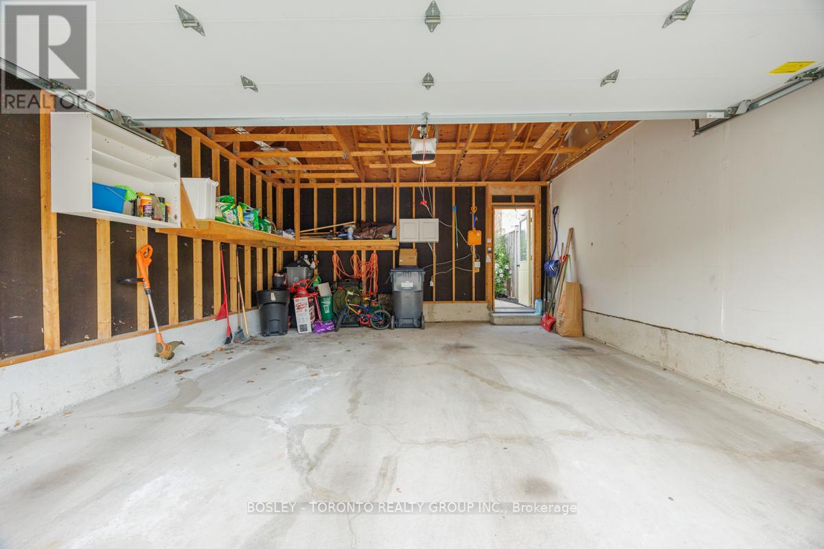 Photo 47 of 5682 Passion Flower Boulevard N, Mississauga ON