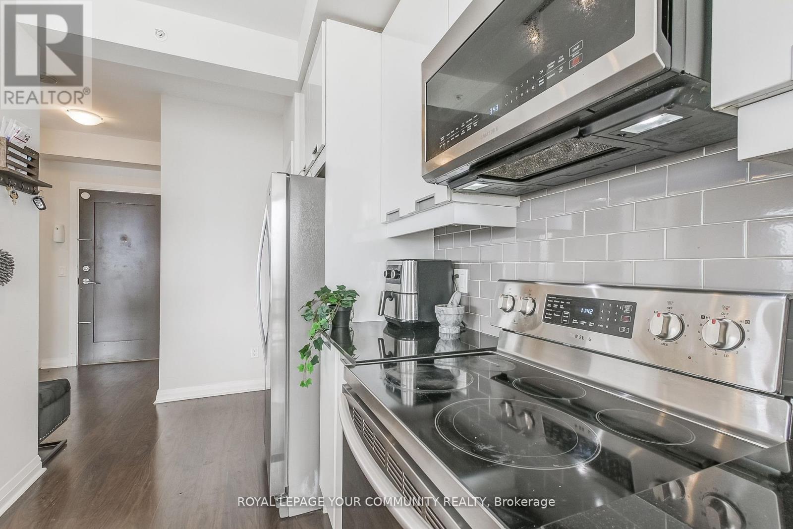 Photo 16 of 2702 75 Eglinton Avenue W, Mississauga ON