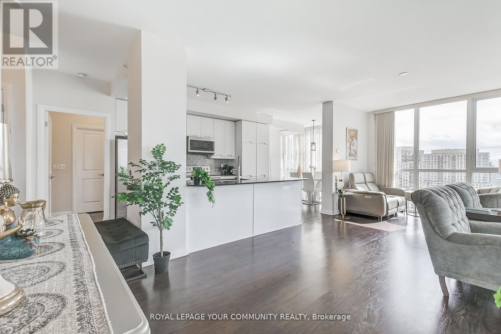 Photo 21 of 2702 75 Eglinton Avenue W, Mississauga ON
