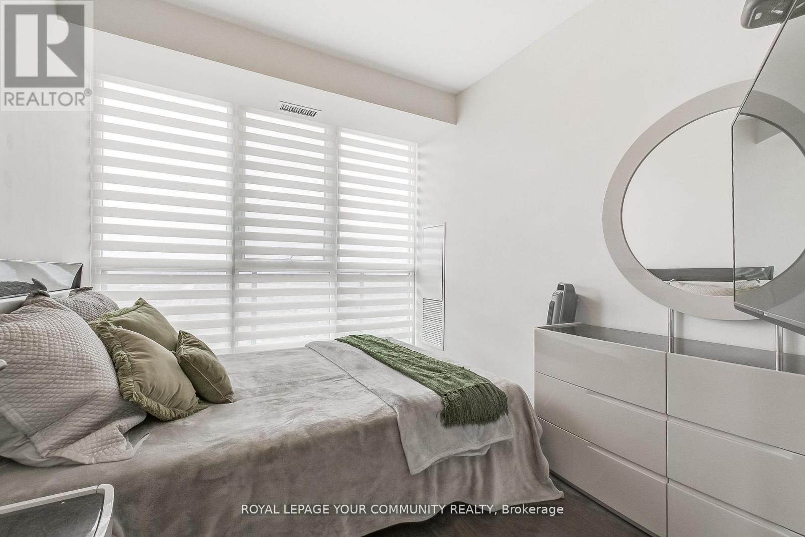 Photo 36 of 2702 75 Eglinton Avenue W, Mississauga ON