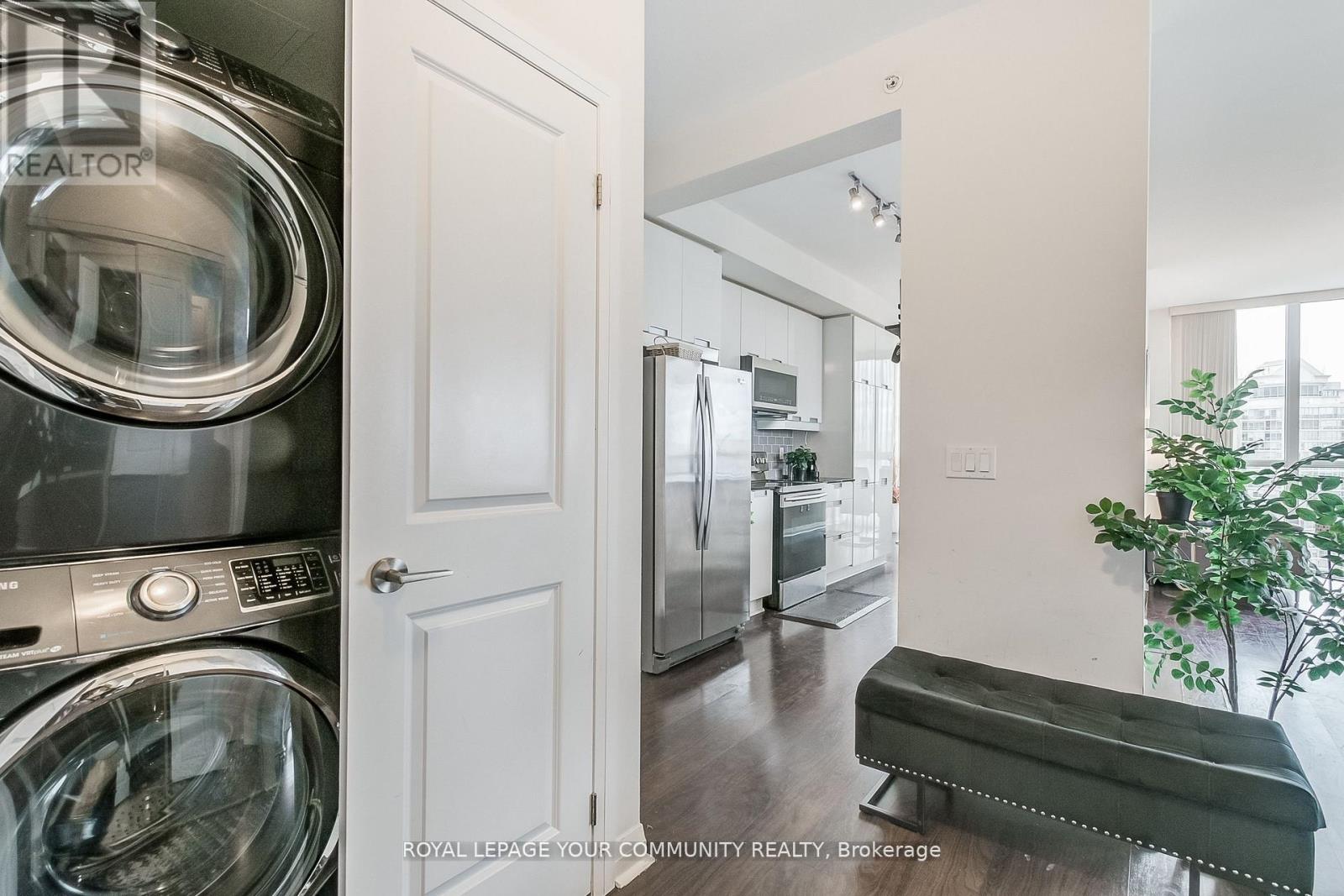 Photo 39 of 2702 75 Eglinton Avenue W, Mississauga ON