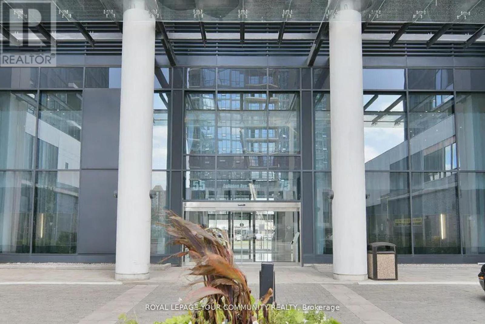 Photo 8 of 2702 75 Eglinton Avenue W, Mississauga ON