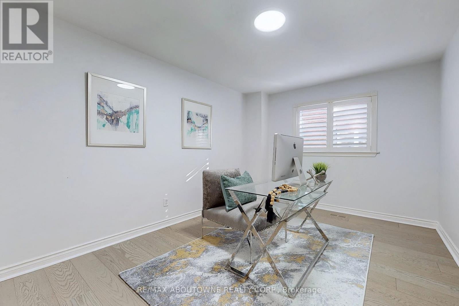 Photo 22 of 1398 Winterbourne Drive, Oakville ON