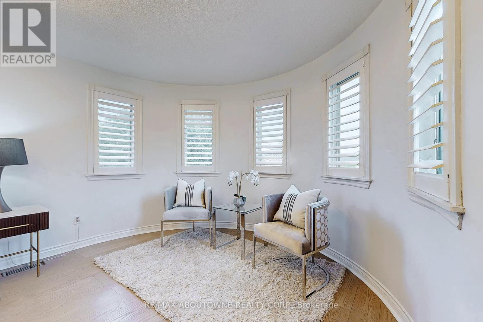 Photo 34 of 1398 Winterbourne Drive, Oakville ON