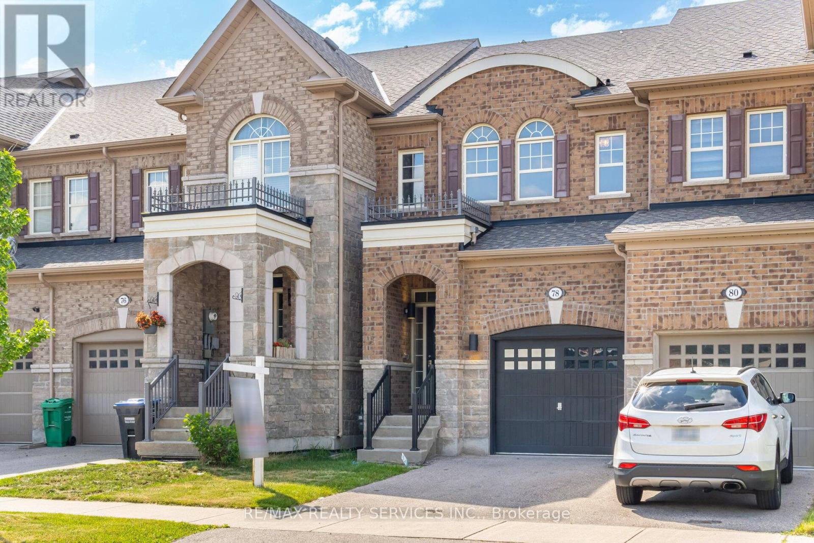 Photo 3 of 78 Goodsway Trail, Brampton ON