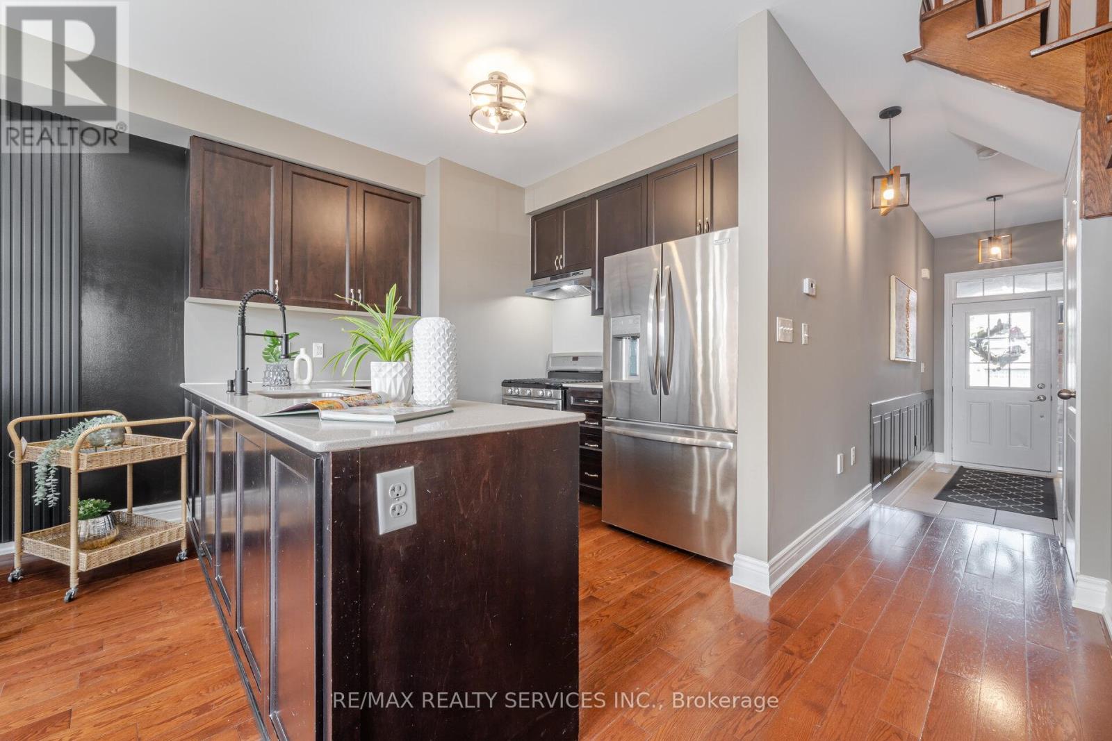 Photo 5 of 78 Goodsway Trail, Brampton ON