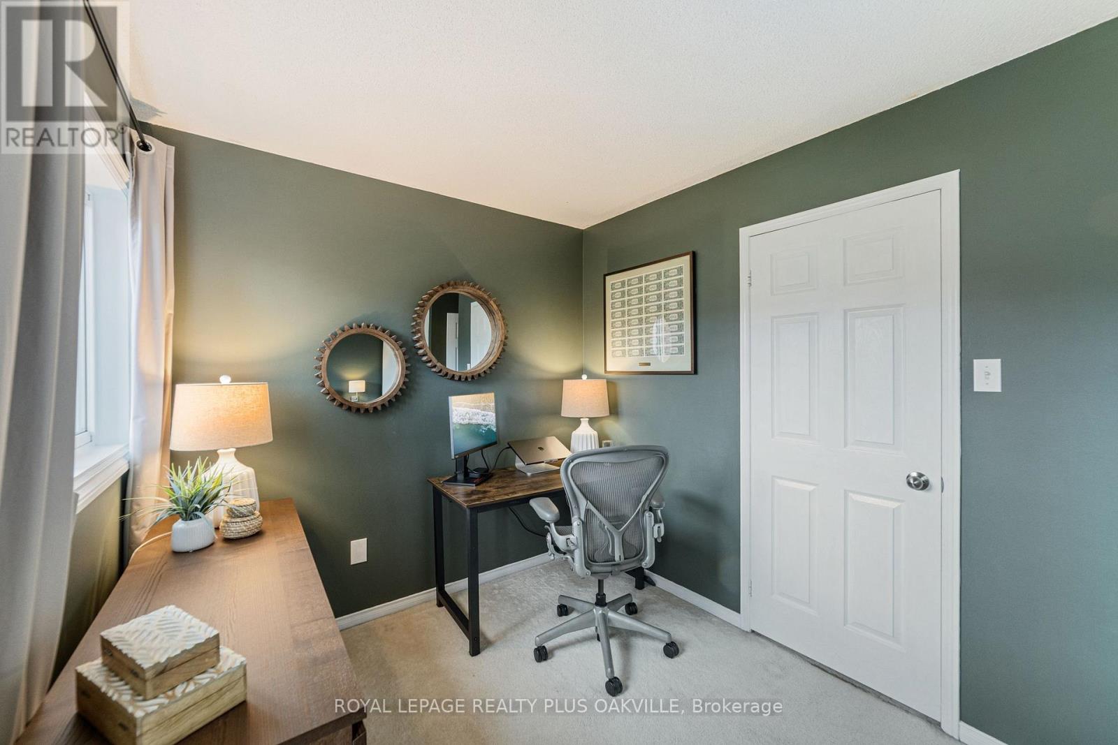 Photo 17 of 55 2300 Brays Lane, Oakville ON