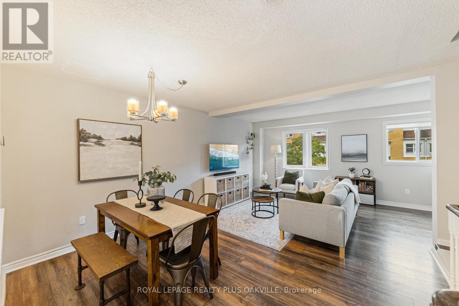 Photo 5 of 55 2300 Brays Lane, Oakville ON
