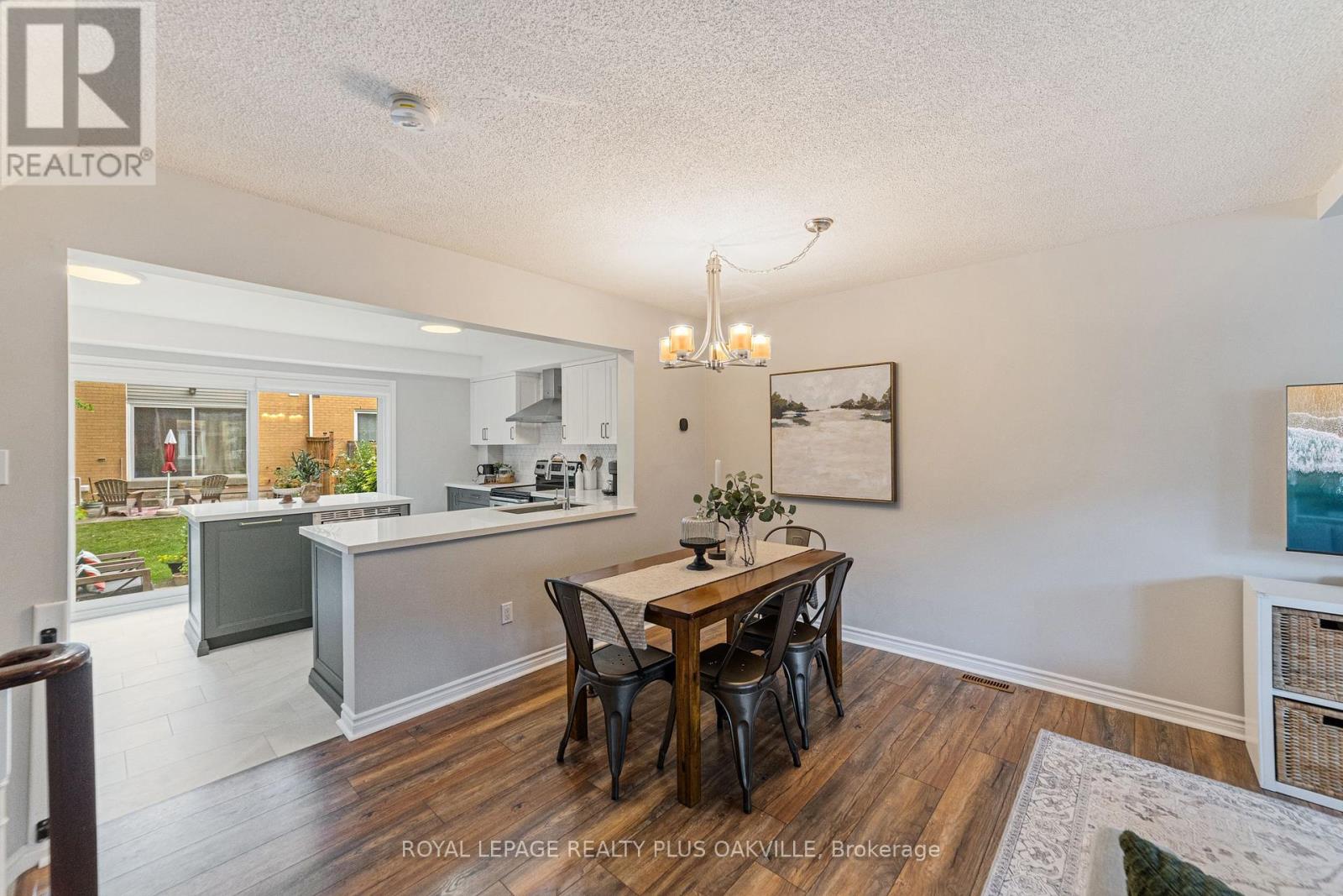 Photo 6 of 55 2300 Brays Lane, Oakville ON