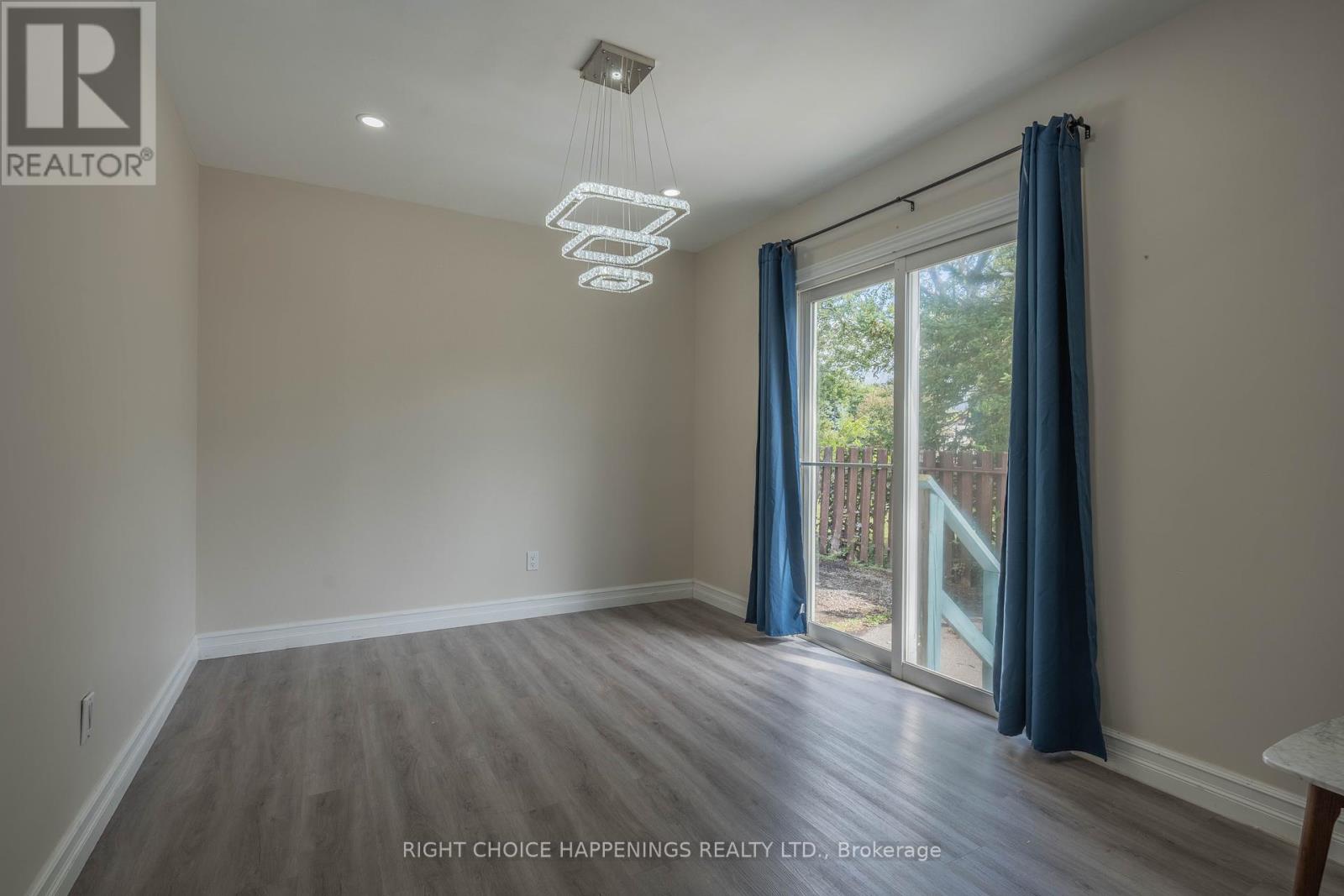 Photo 10 of 40 Water Street, Thorold ON