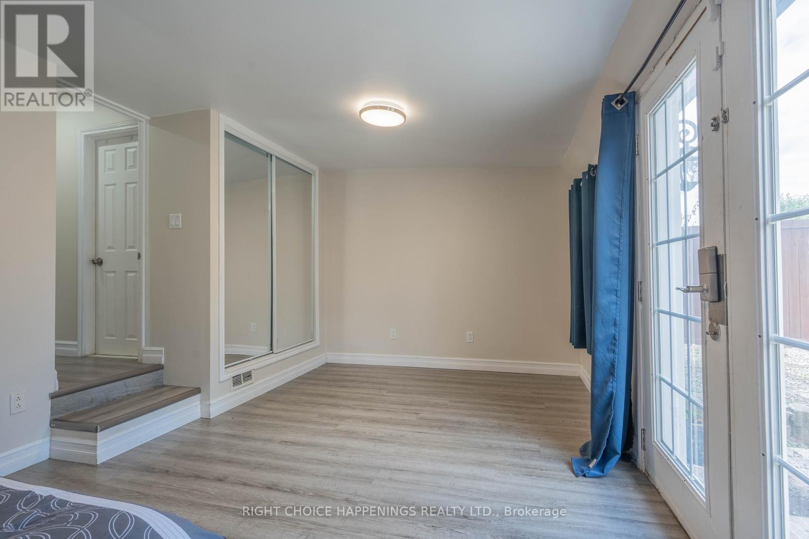 Photo 13 of 40 Water Street, Thorold ON