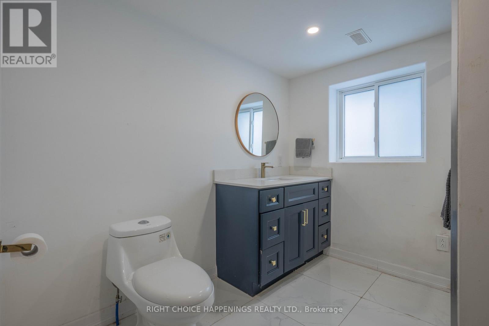 Photo 18 of 40 Water Street, Thorold ON
