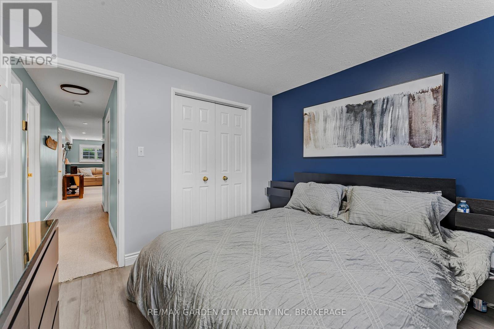 Photo 28 of 21 Jane Street, West Lincoln ON