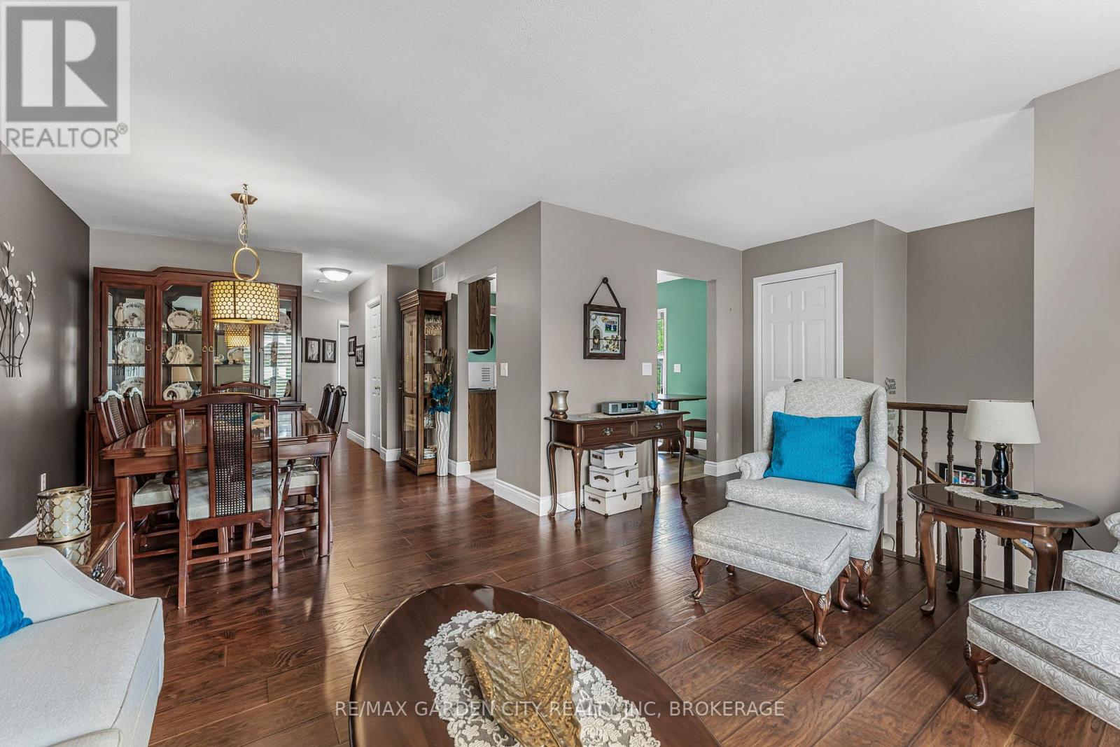 Photo 7 of 21 Jane Street, West Lincoln ON
