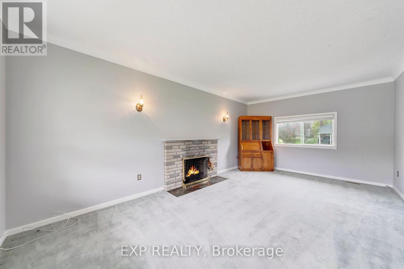 Photo 11 of 62 Forster Street, St Catharines ON