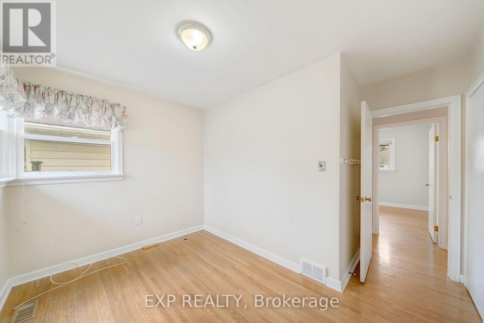 Photo 19 of 62 Forster Street, St Catharines ON