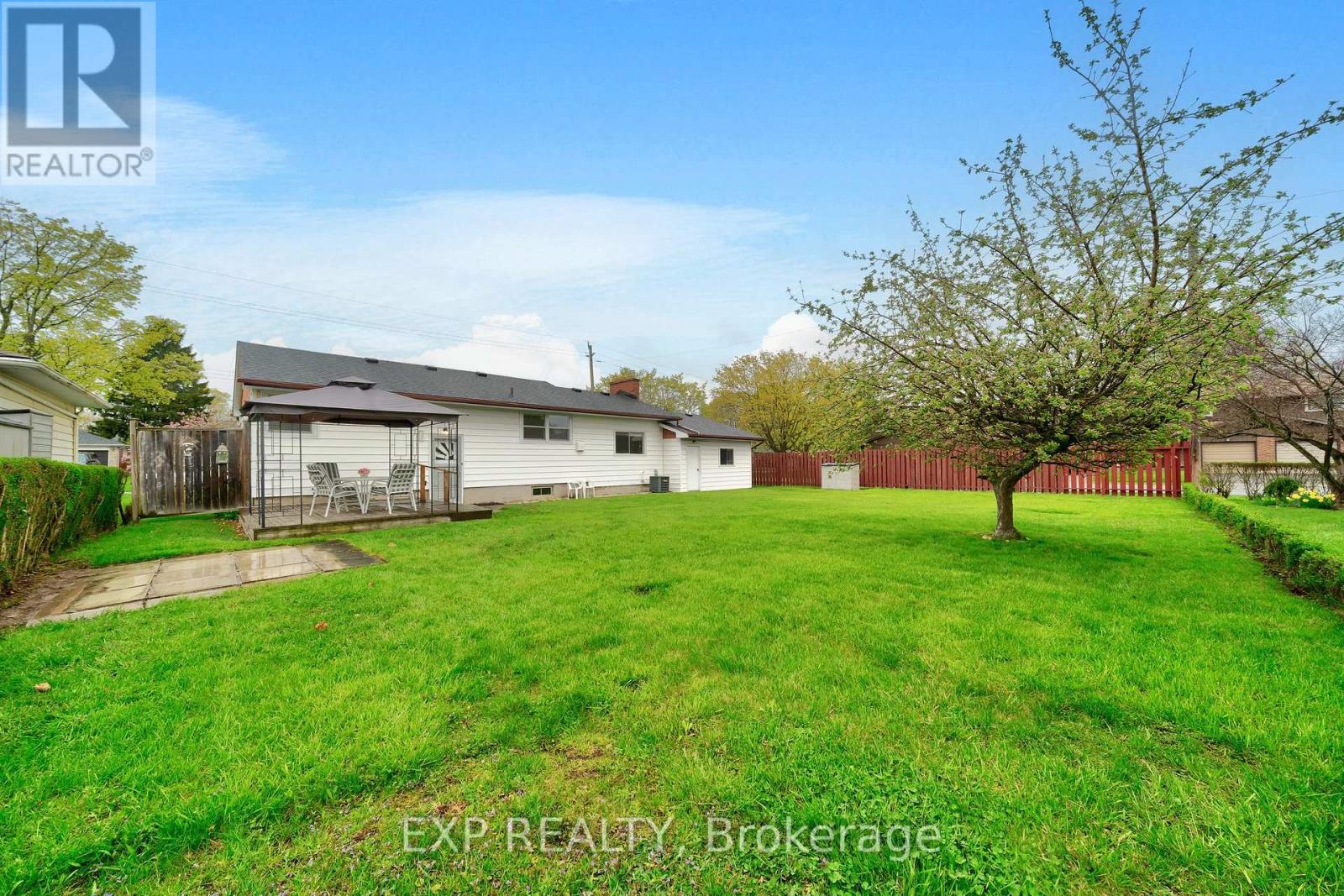 Photo 34 of 62 Forster Street, St Catharines ON