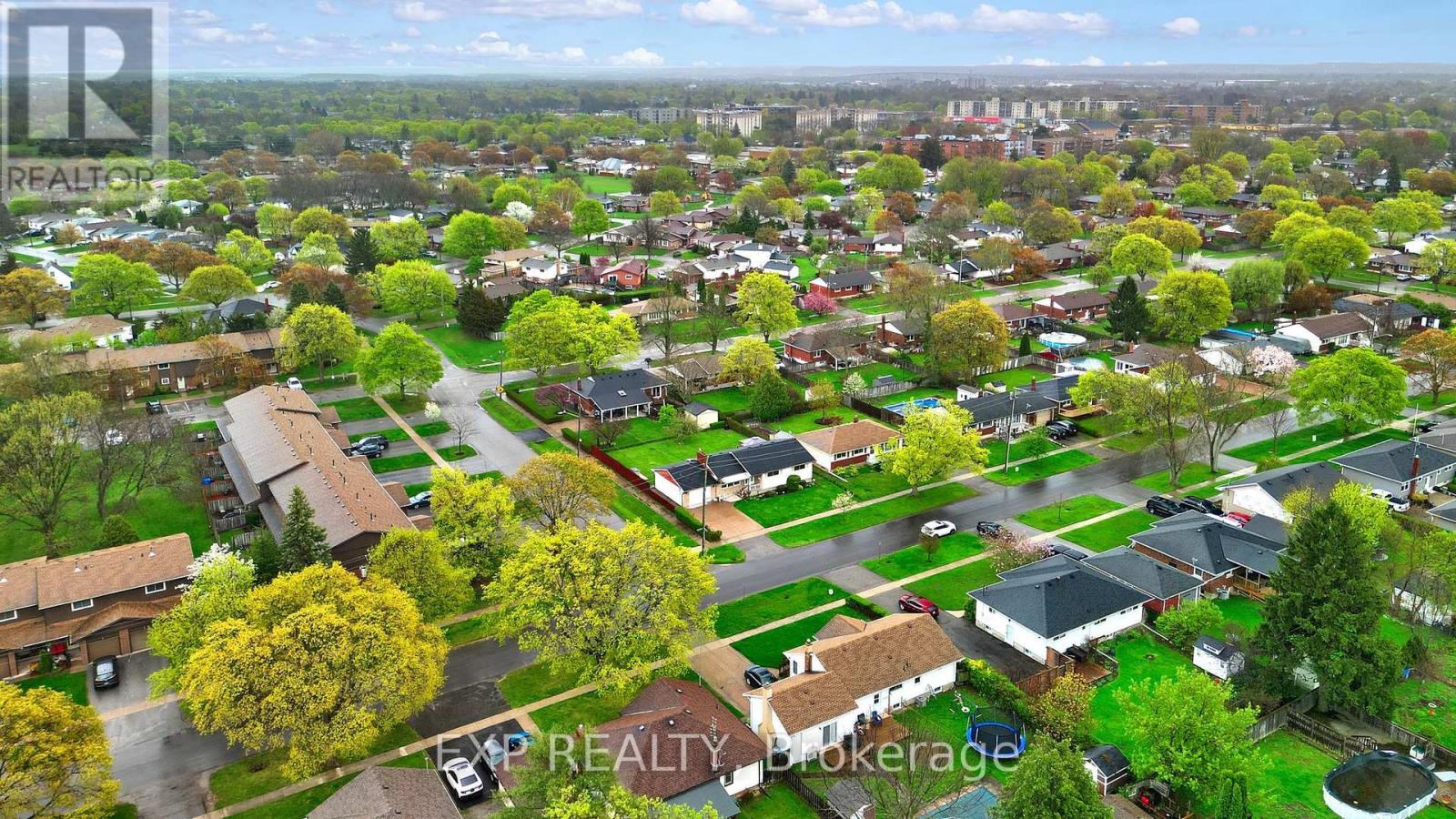 Photo 35 of 62 Forster Street, St Catharines ON
