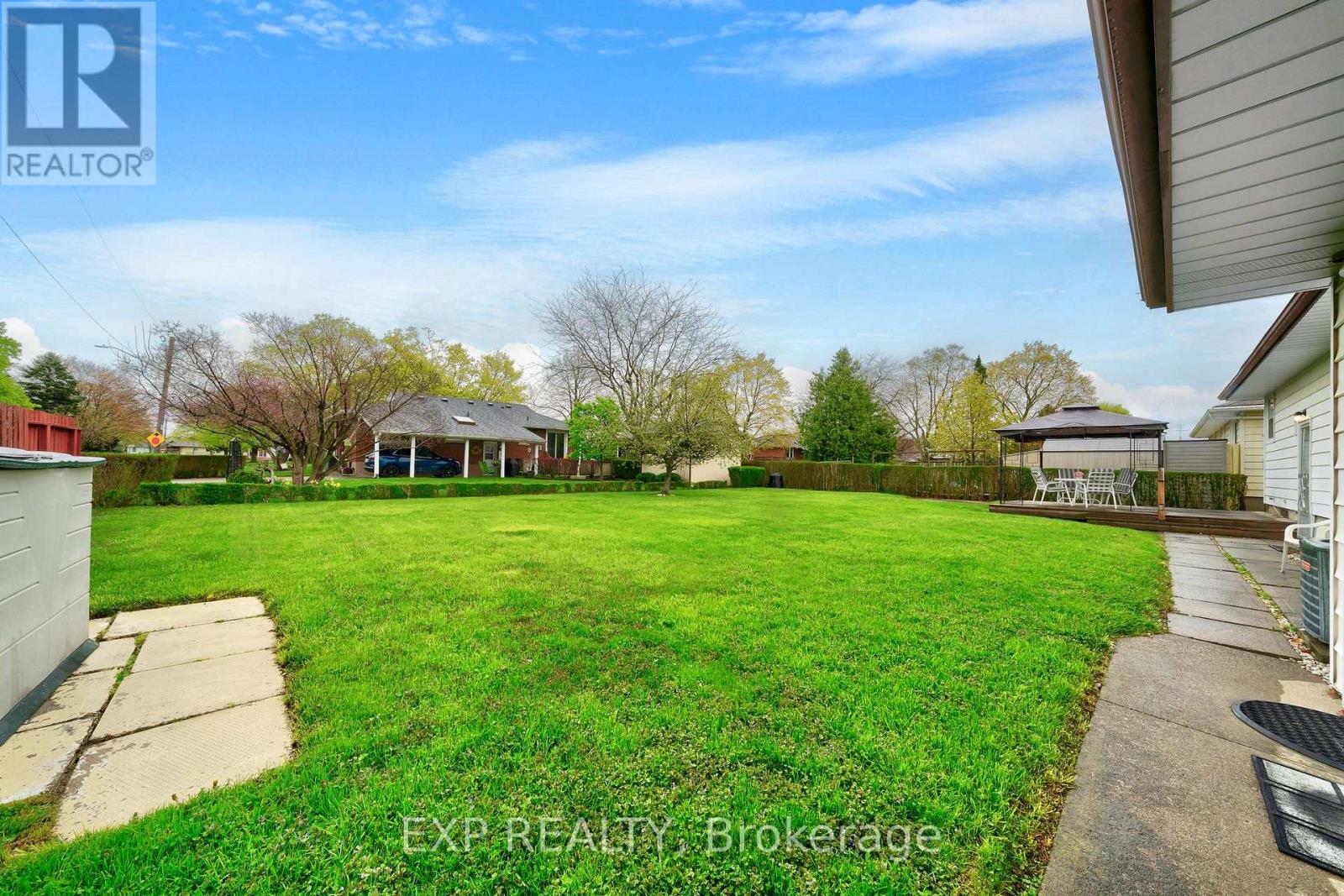 Photo 37 of 62 Forster Street, St Catharines ON