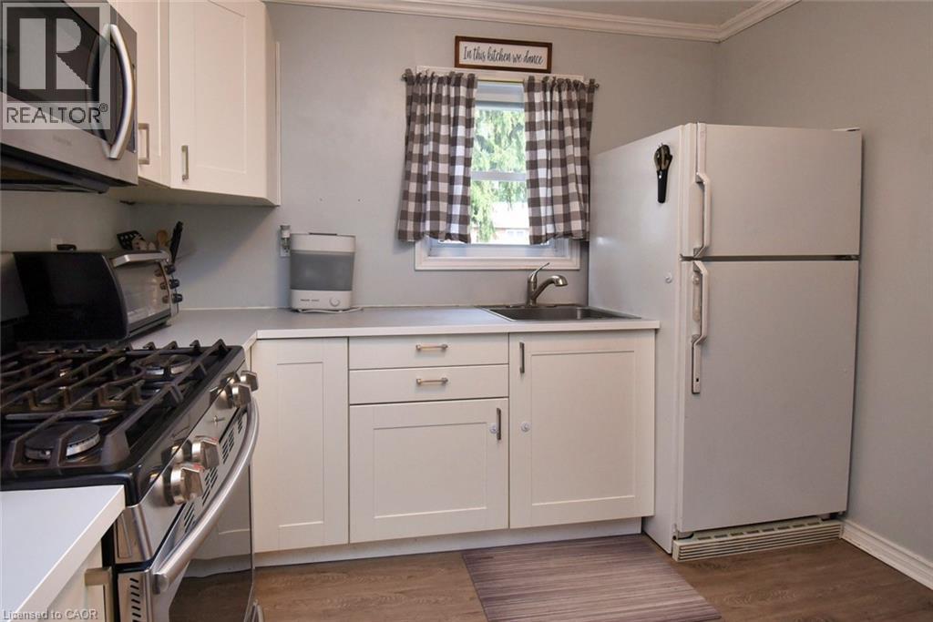 Photo 13 of 326 Darling Street, Brantford ON